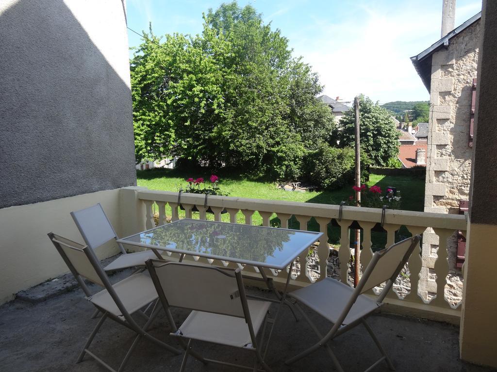 Villa La Petite Cerise à Eymoutiers  Extérieur photo